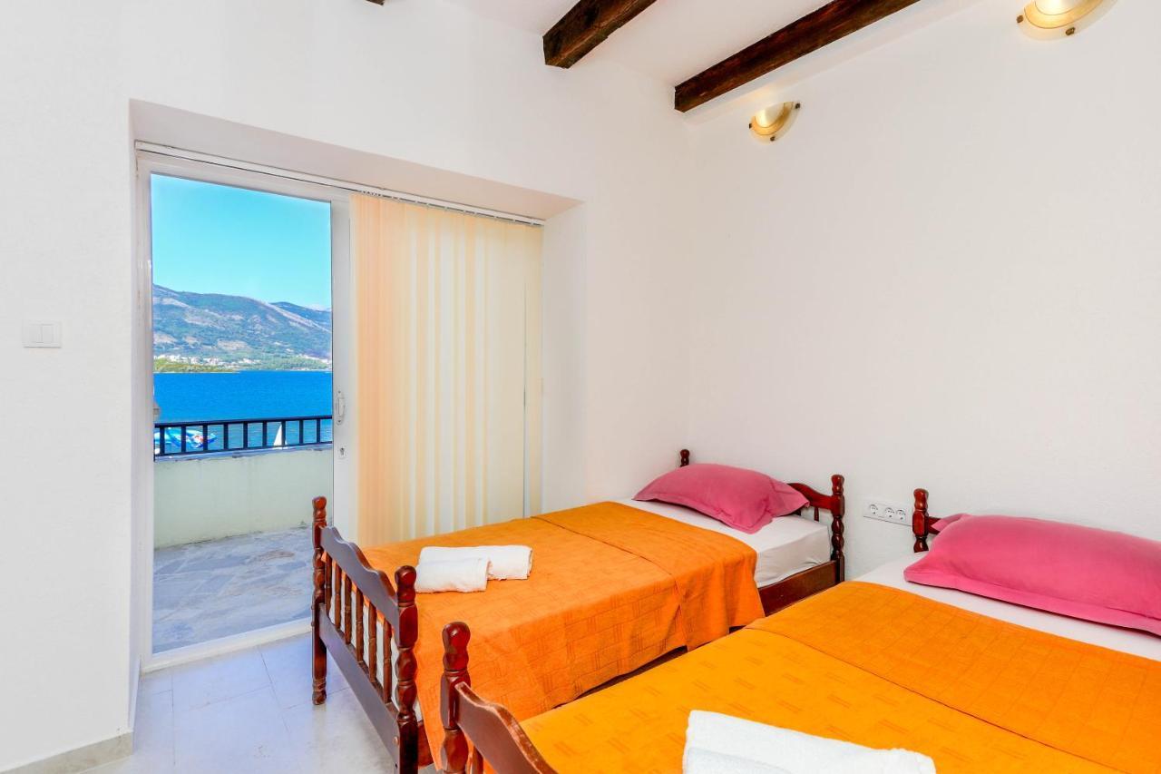 Apartments Bella Di Boka 티바트 외부 사진