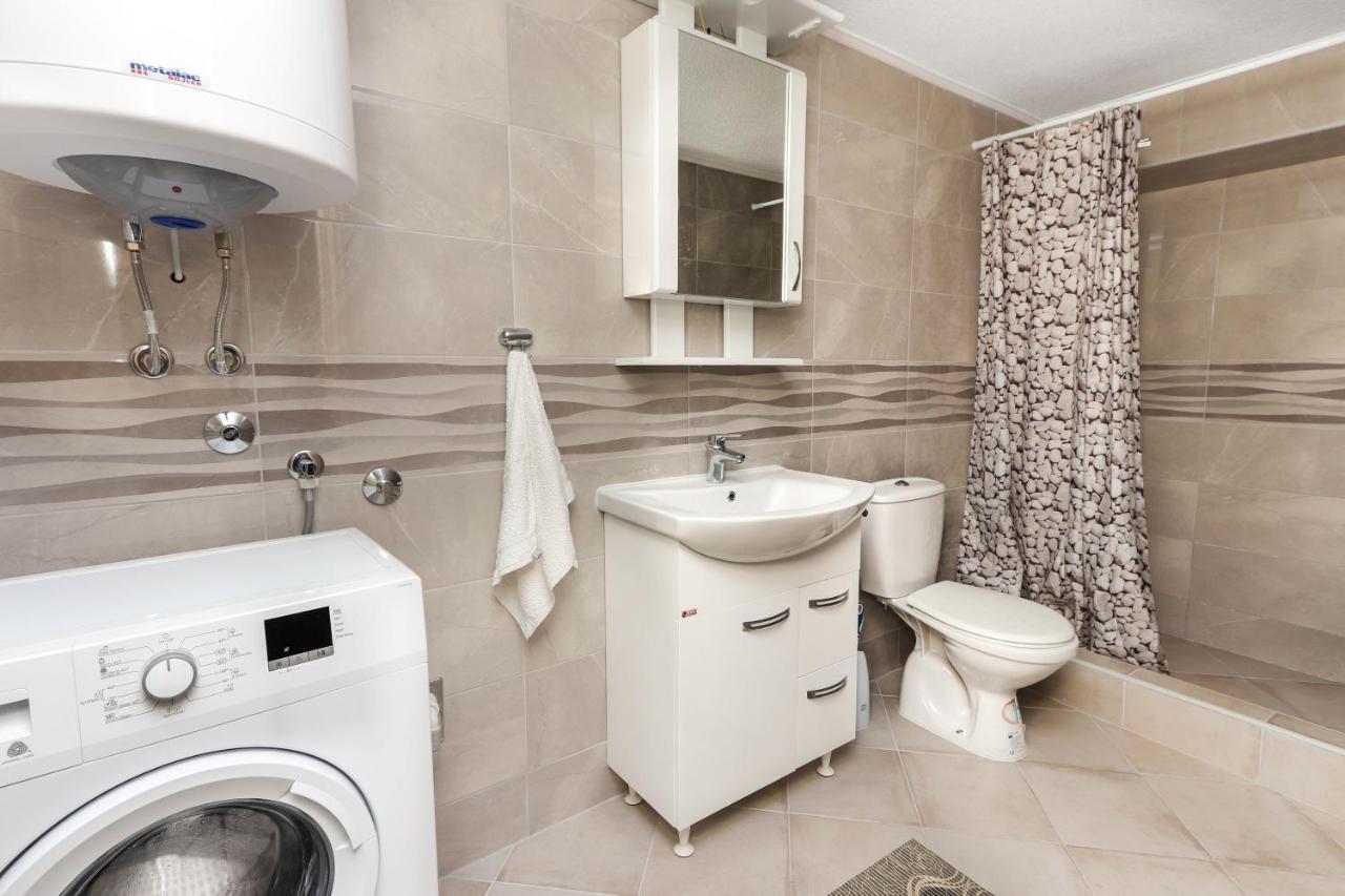 Apartments Bella Di Boka 티바트 외부 사진