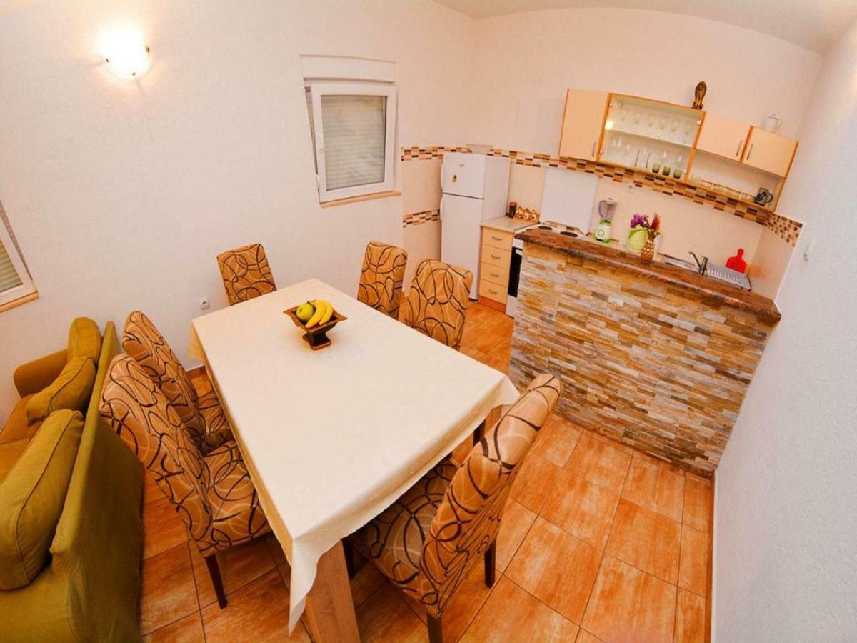 Apartments Bella Di Boka 티바트 외부 사진